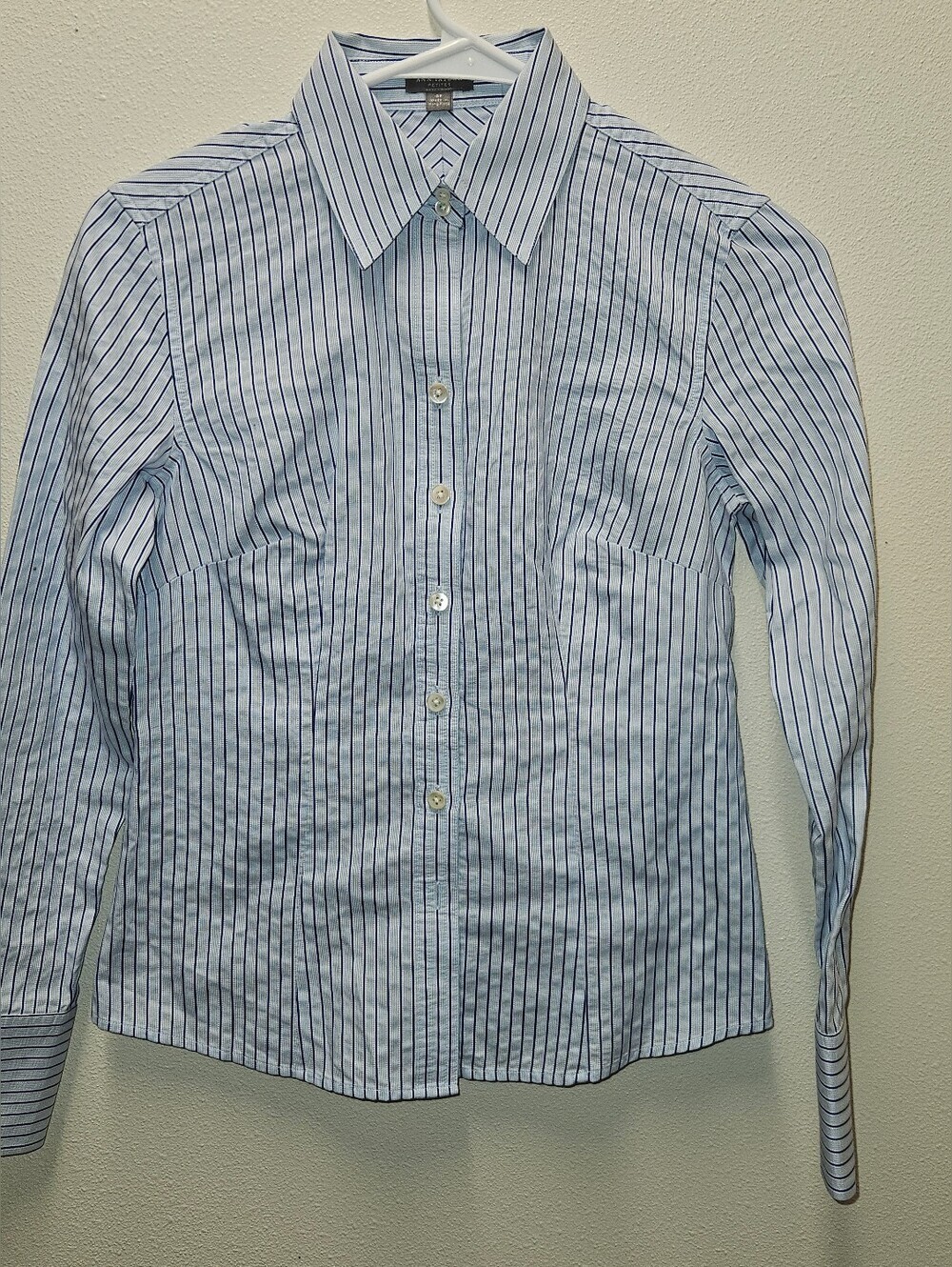 Ann Taylor Petites Womans Long Sleeve Button Up Blouse Size 0p - Picture 1 of 11